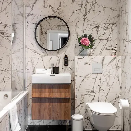 Scala Center With Parking By Lion דירה *