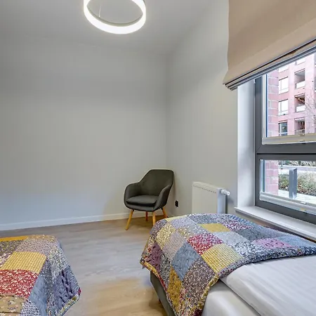 Scala 60d Center With Parking By Lion Apartment Gdansk