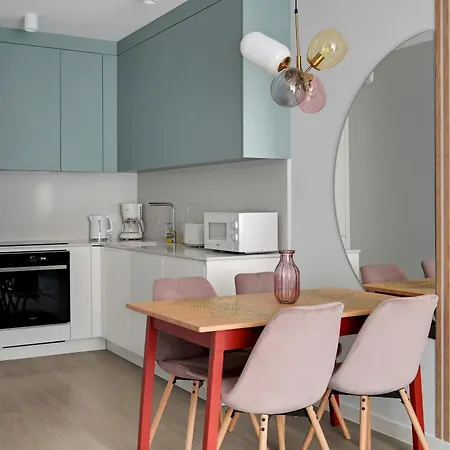 Scala 60d Center With Parking By Lion Apartment