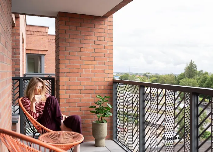 Scala Center With Parking By Lion Apartman *